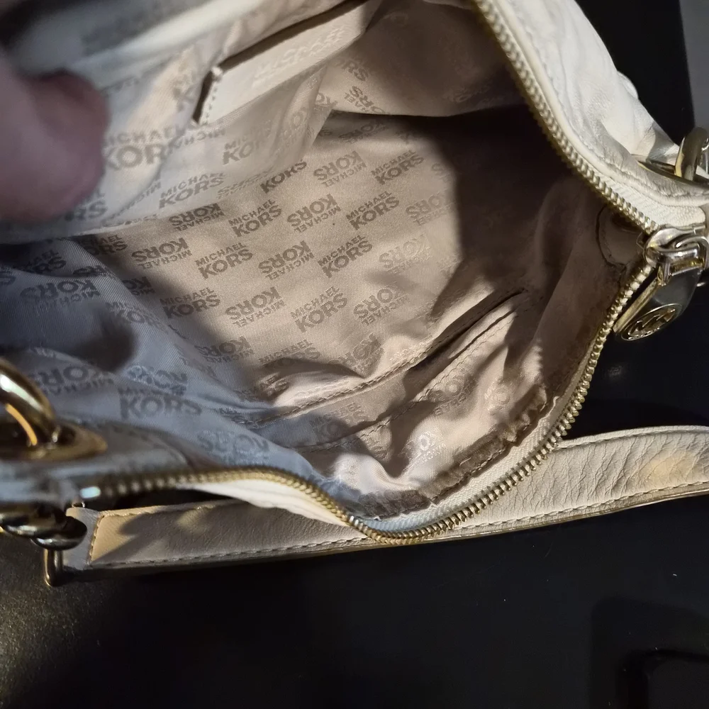 Michael Kors Bedford Medium Leather Shoulder‎ Bag - Vanilla/Cream